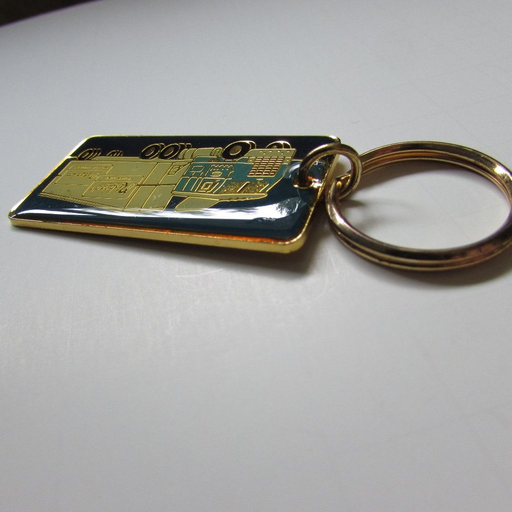 Trucker Keychain - Picture 11 of 12